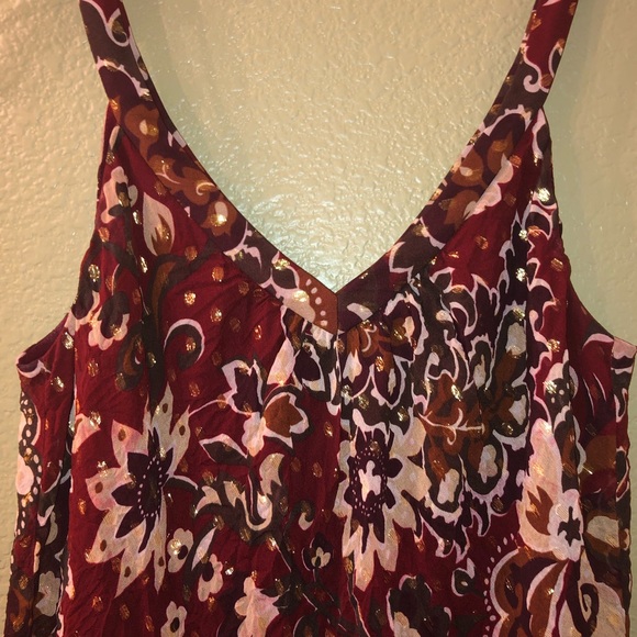 Ann Taylor Red & Gold Floral Top - Stunning - Picture 4 of 4